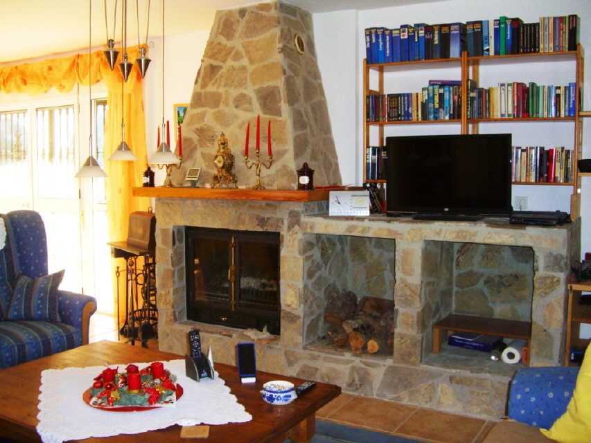 sitting area in front of the fireplace