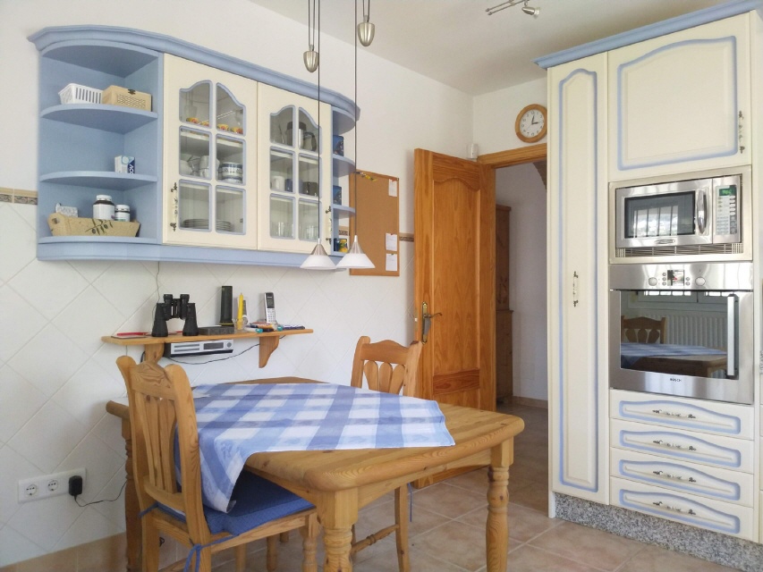 dining area in the kitchen