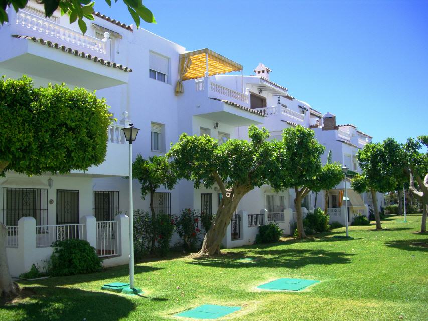 Laguna Beach 17 ático - vista desde el jardin